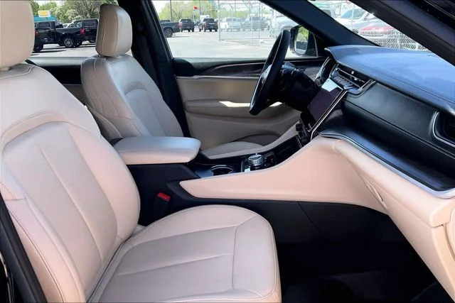 Used 2025 Black Jeep Limited image 7