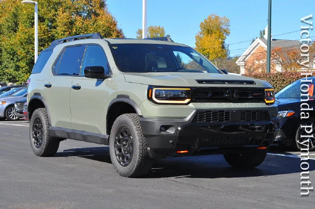 New 2027 Ash Green Metallic Honda TrailSport Elite Blackout image 1