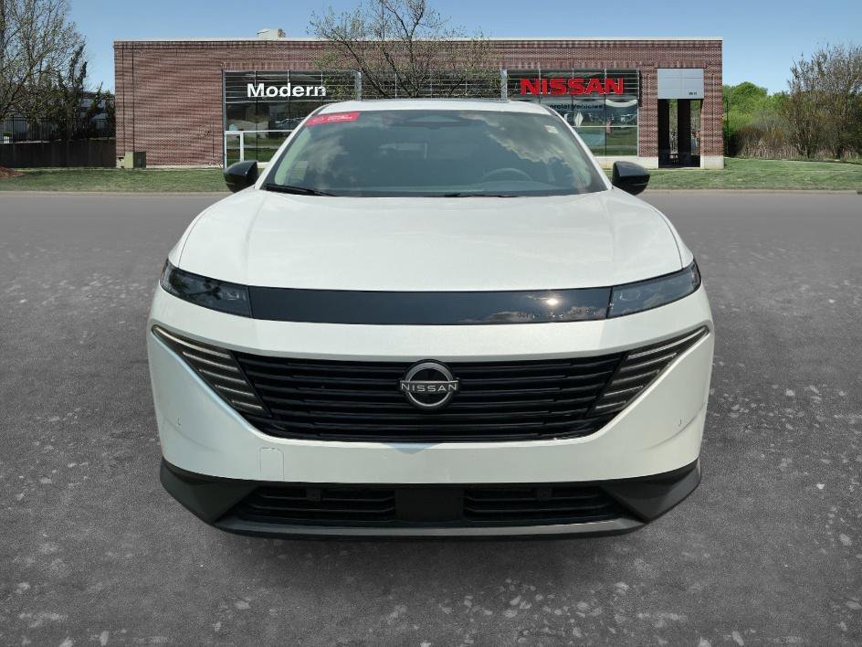 Used 2025 Everest White Pearl Tricoat Nissan SL image 7