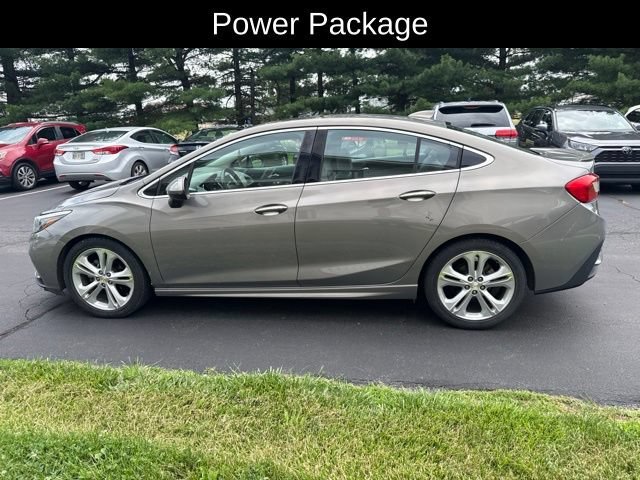 Used 2018 PEPPERDUST METALLIC Chevrolet Premier image 18