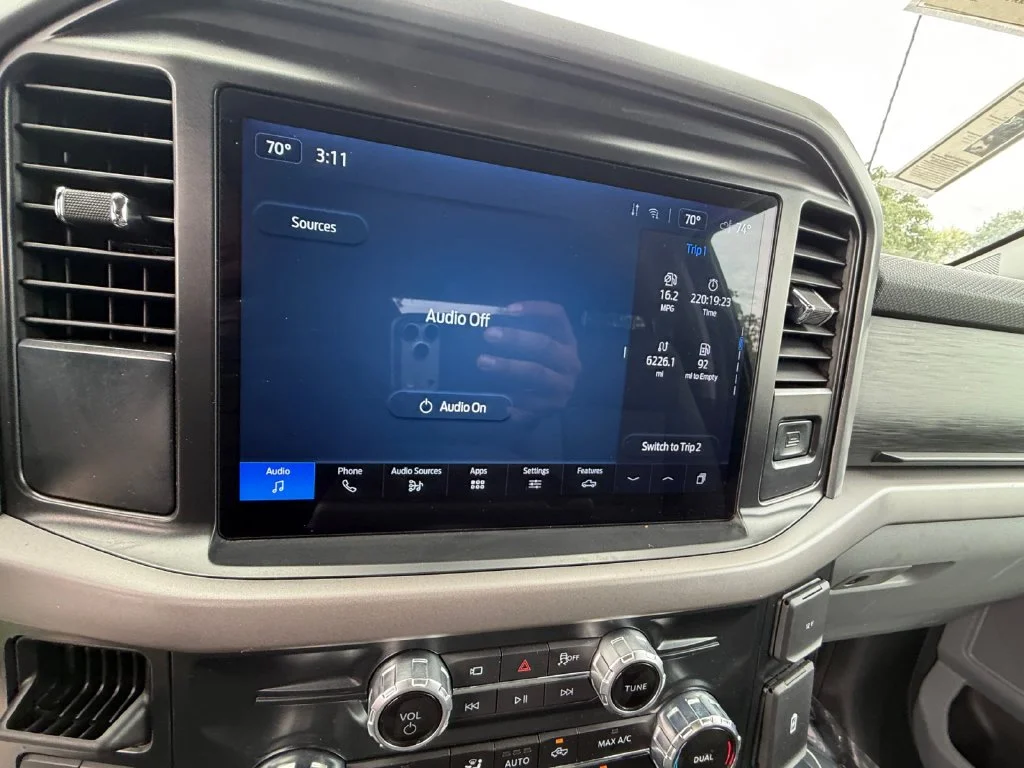 2025 Ford F-150 XLT - Photo 21