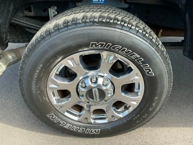 Used 2021 Agate Black Metallic Ford Lariat image 14