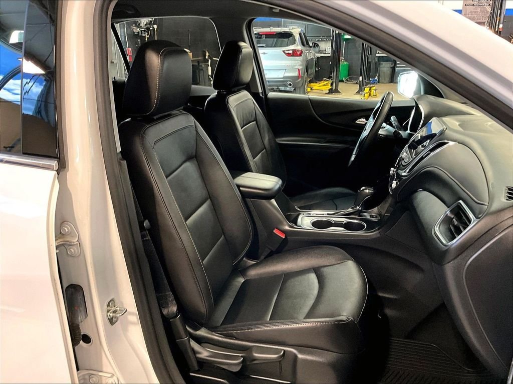 Used 2021 White Chevrolet Premier image 11