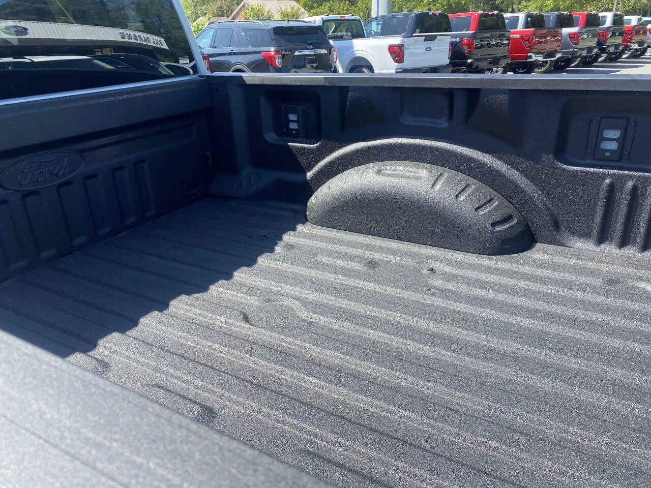 2025 Ford F-250 Super Duty XLT - Photo 13