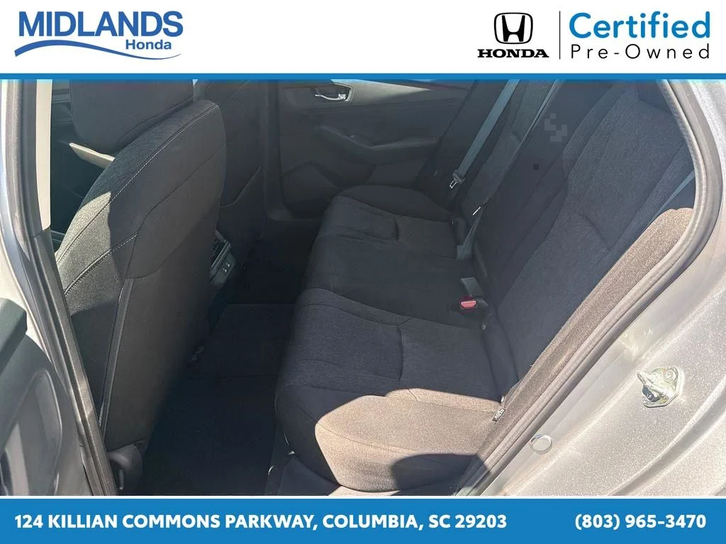 Certified Used 2025 Solar Silver Metallic Honda SE image 27