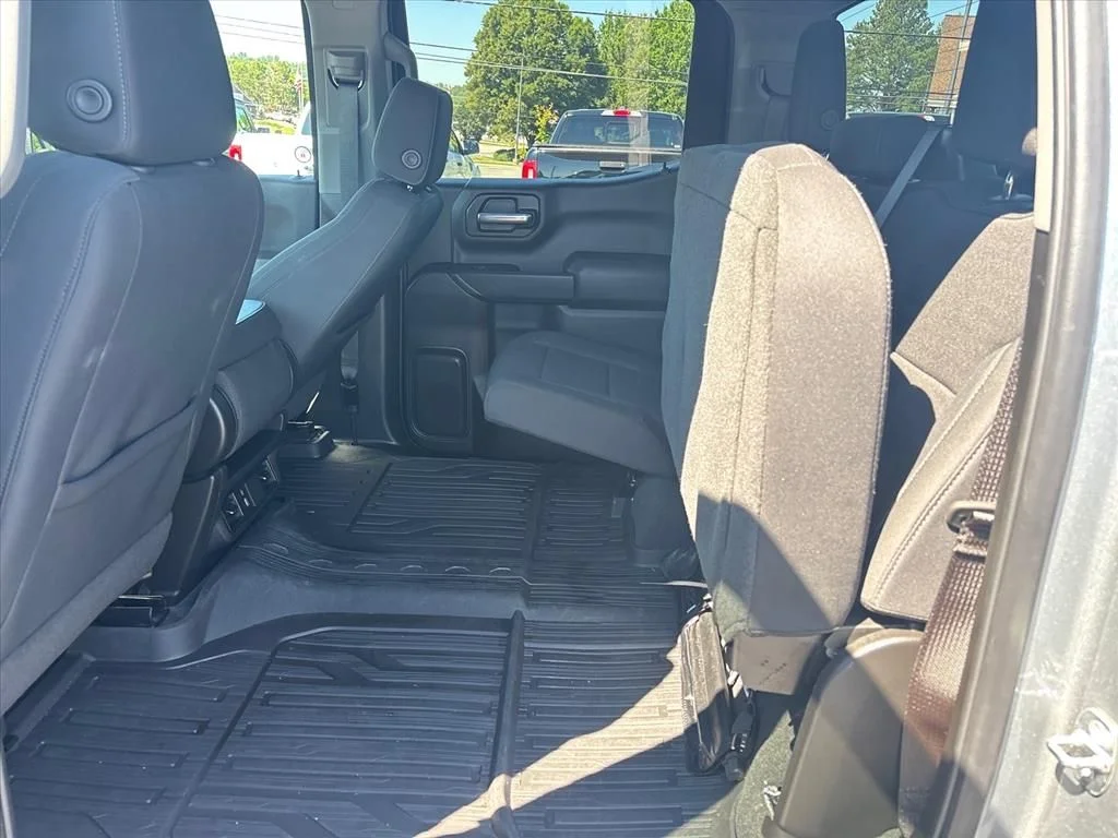 Used 2024 Silver GMC Pro image 18
