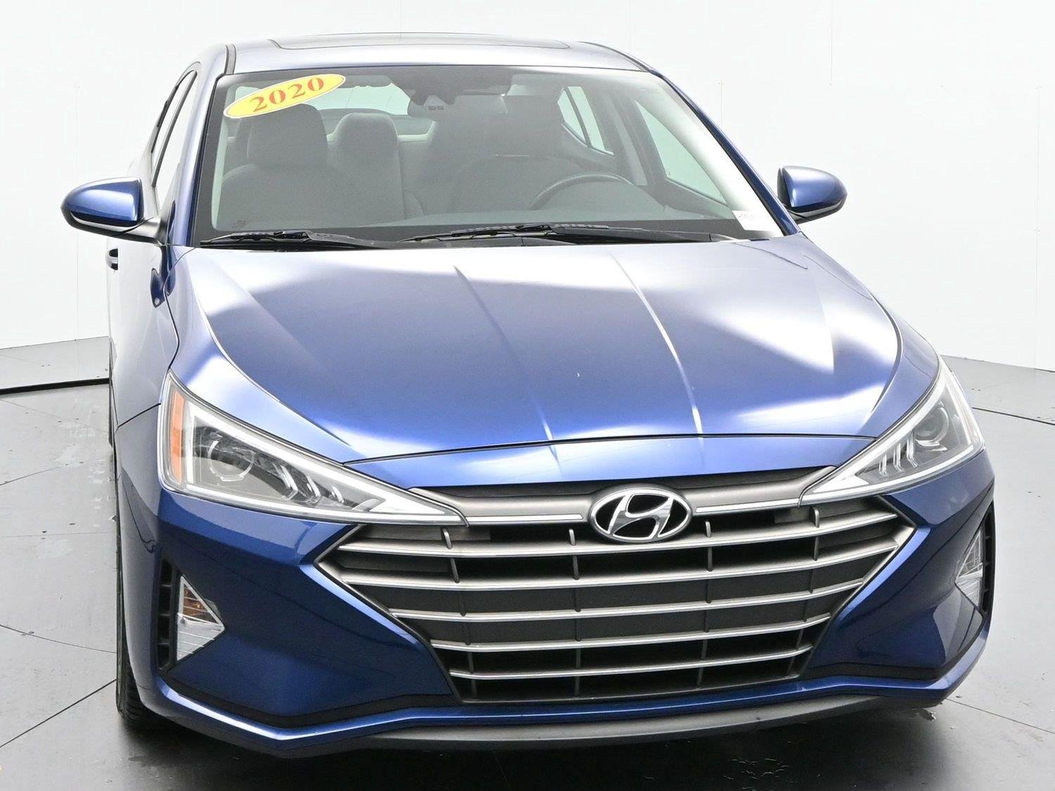 Used 2020 Lakeside Blue Hyundai Value Edition image 2