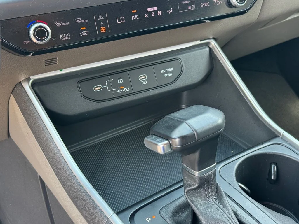Used 2025 Gray Kia LXS image 27