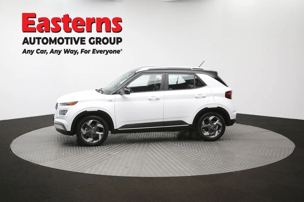 Used 2025 White Hyundai Limited image 58