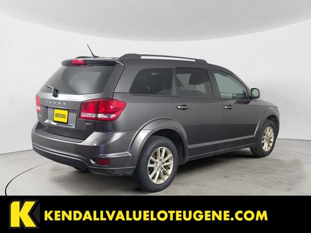 Used 2014 Gray Dodge SXT image 2