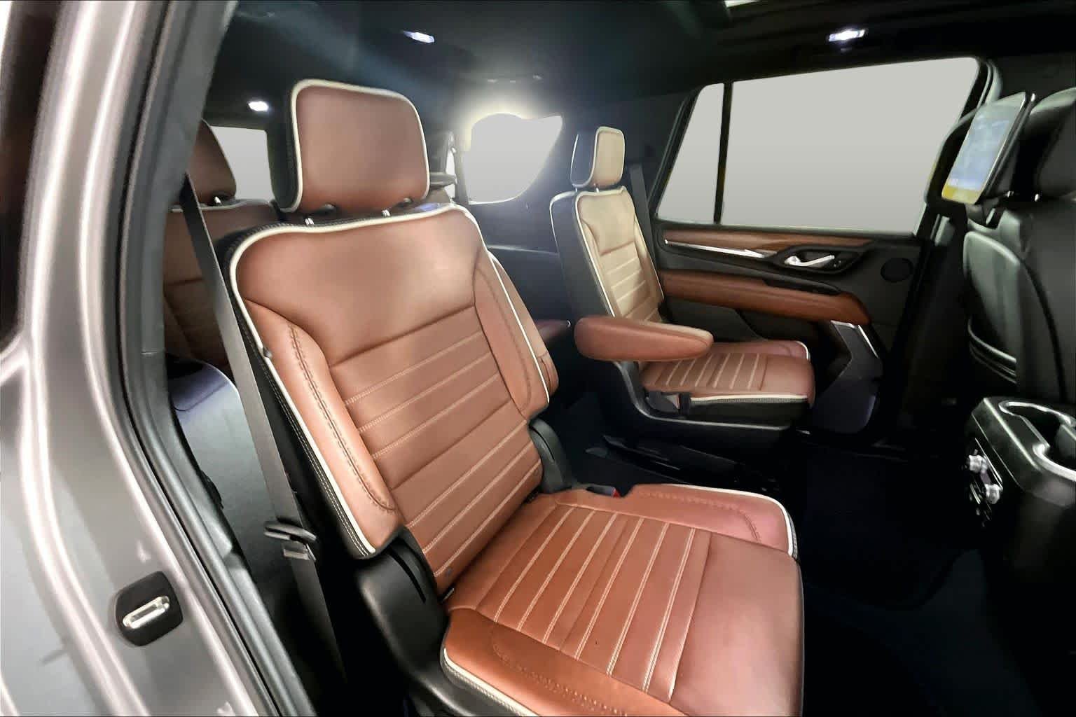 Used 2023 Sterling Metallic GMC Denali Ultimate image 19