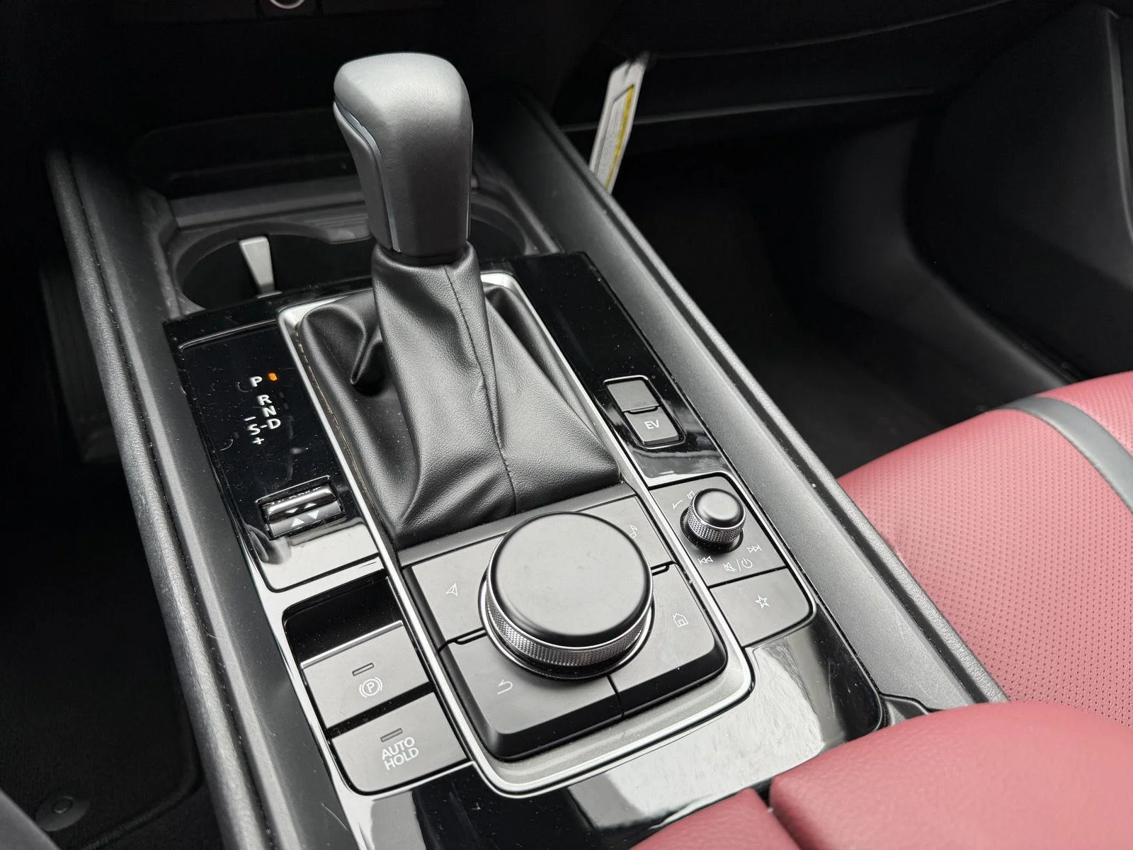 2026 Mazda CX-50 Premium - Photo 18