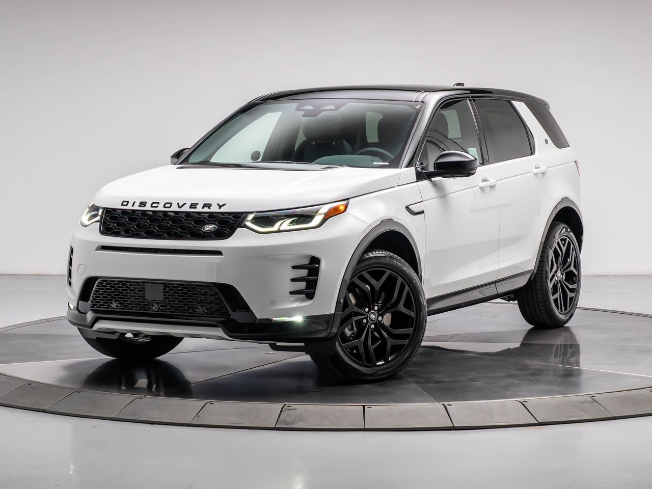 2026 Land Rover Discovery Sport