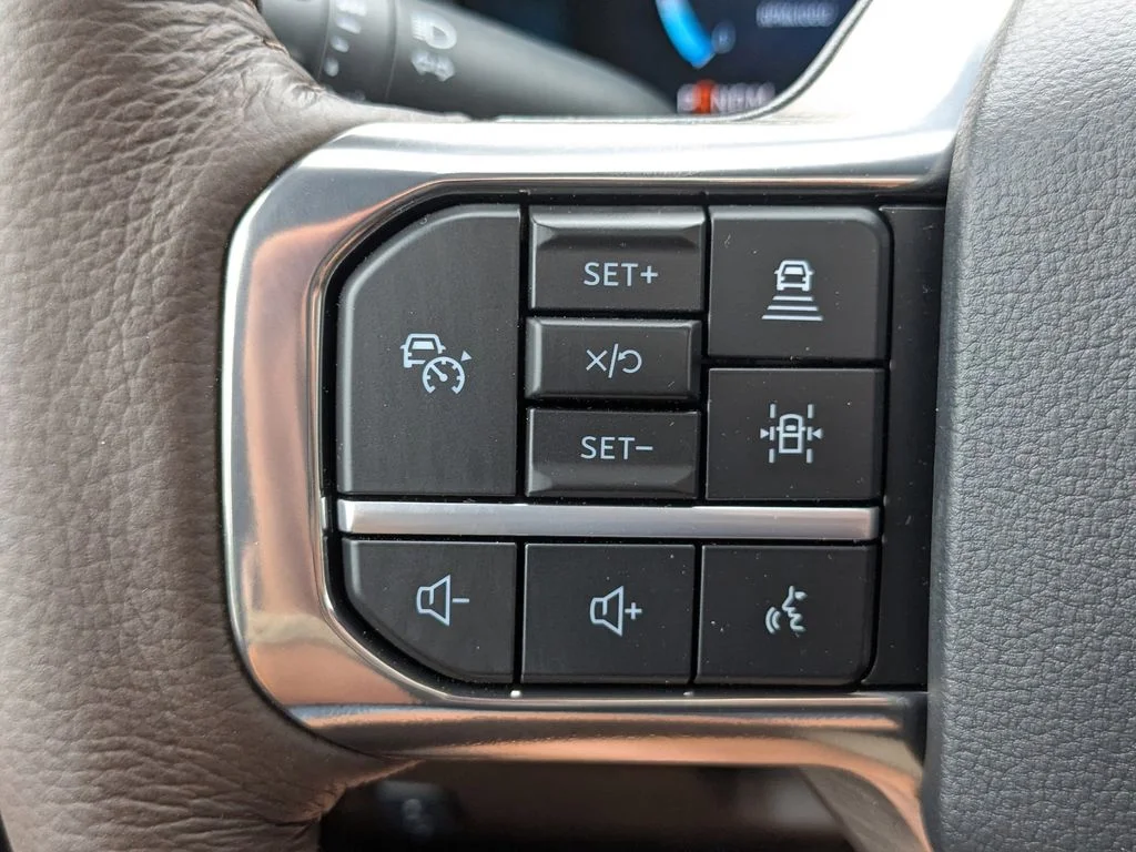 New 2026 Glacier Gray Metallic Tri-Coat Ford King Ranch image 29