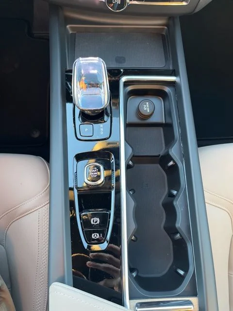 2026 Volvo XC60 Core - Photo 13