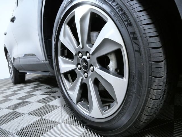 Certified Used 2025 Gray Ford Platinum image 2