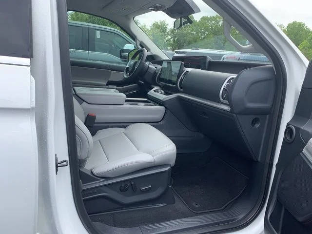 New 2025 White Ford Active image 14