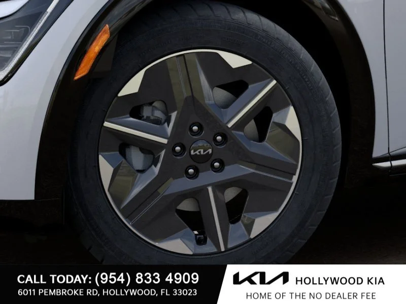New 2026 White Pearl Kia  image 9