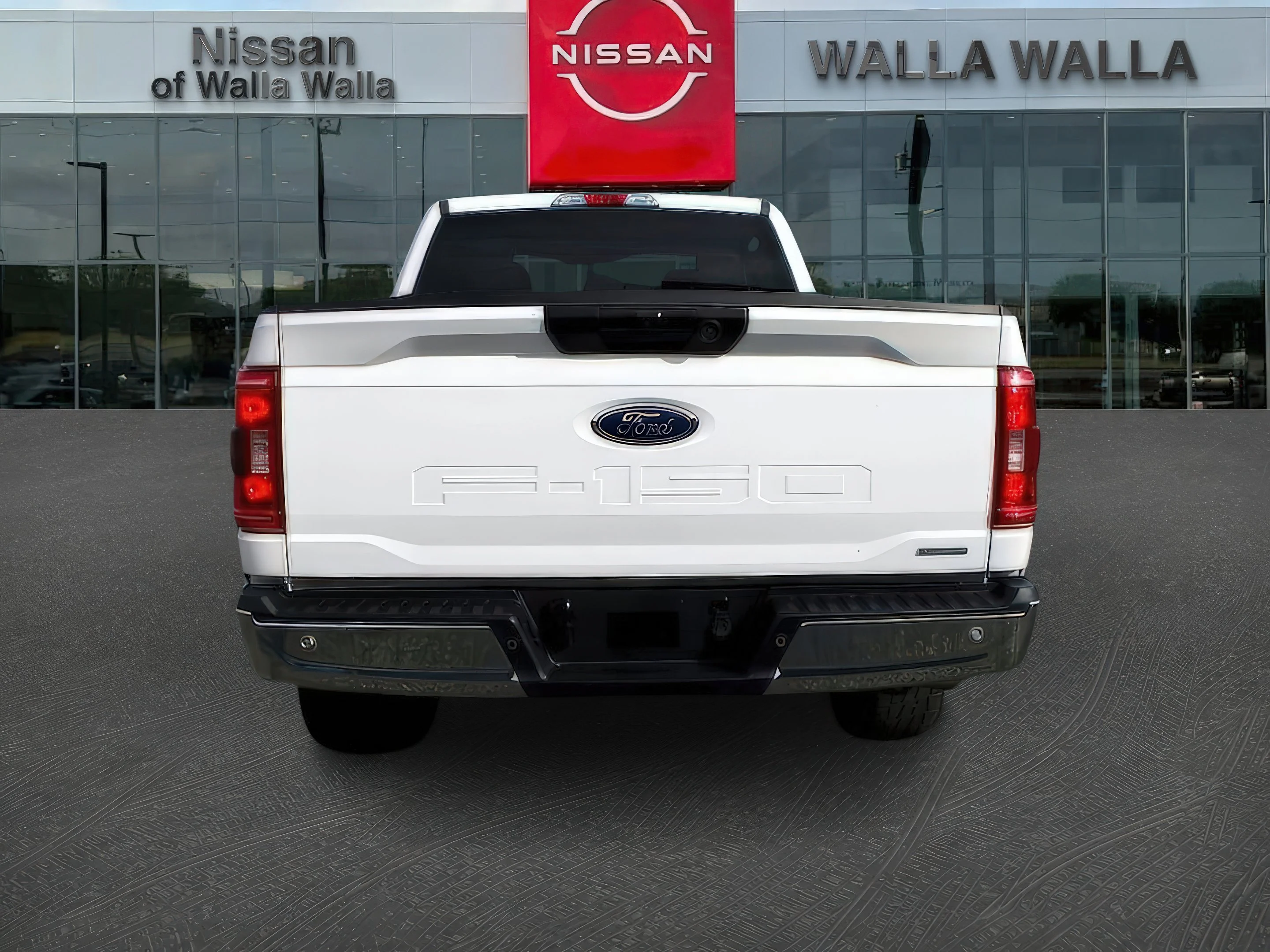 2023 Ford F-150 XLT - Photo 6