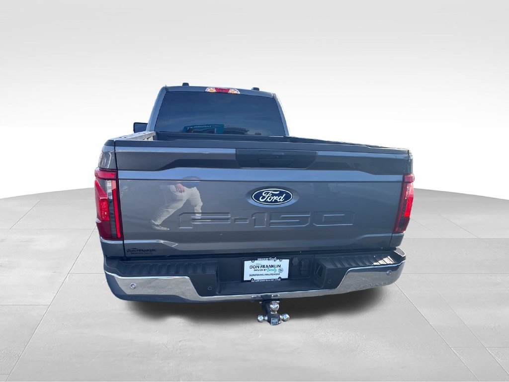 Used 2025 Gray Ford XL image 4