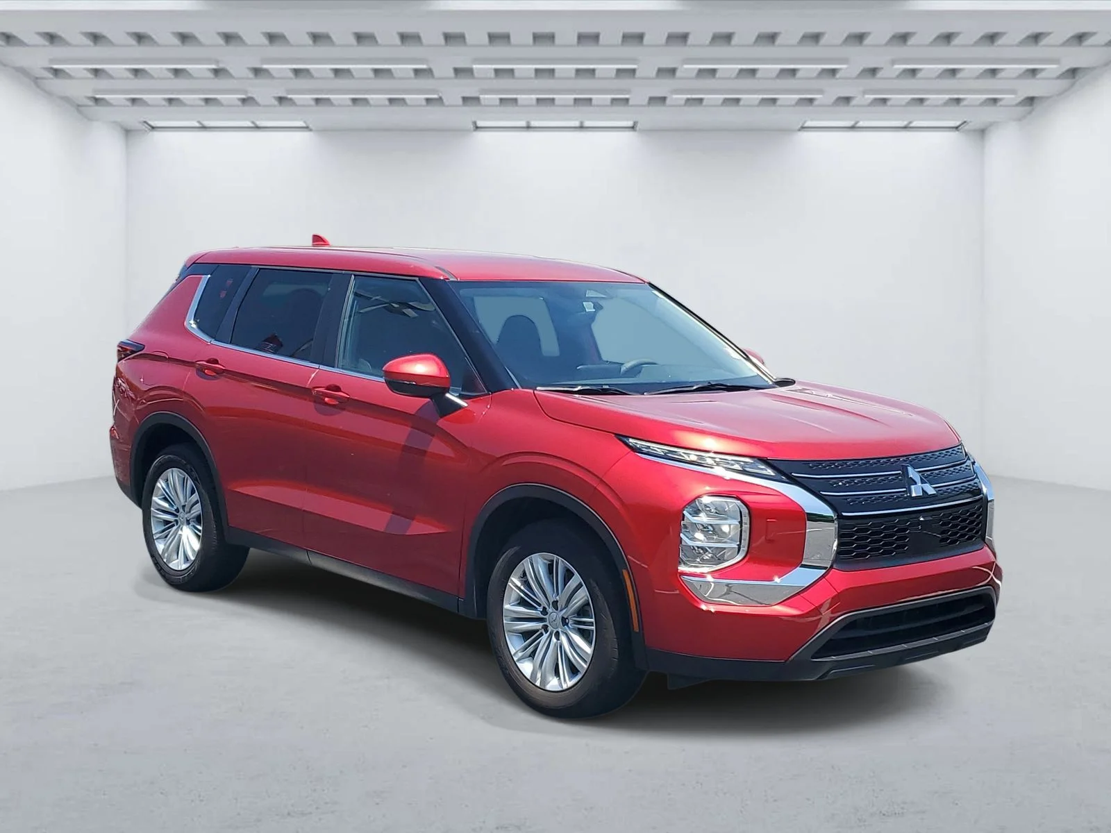 2024 Mitsubishi Outlander ES S-AWC's photo