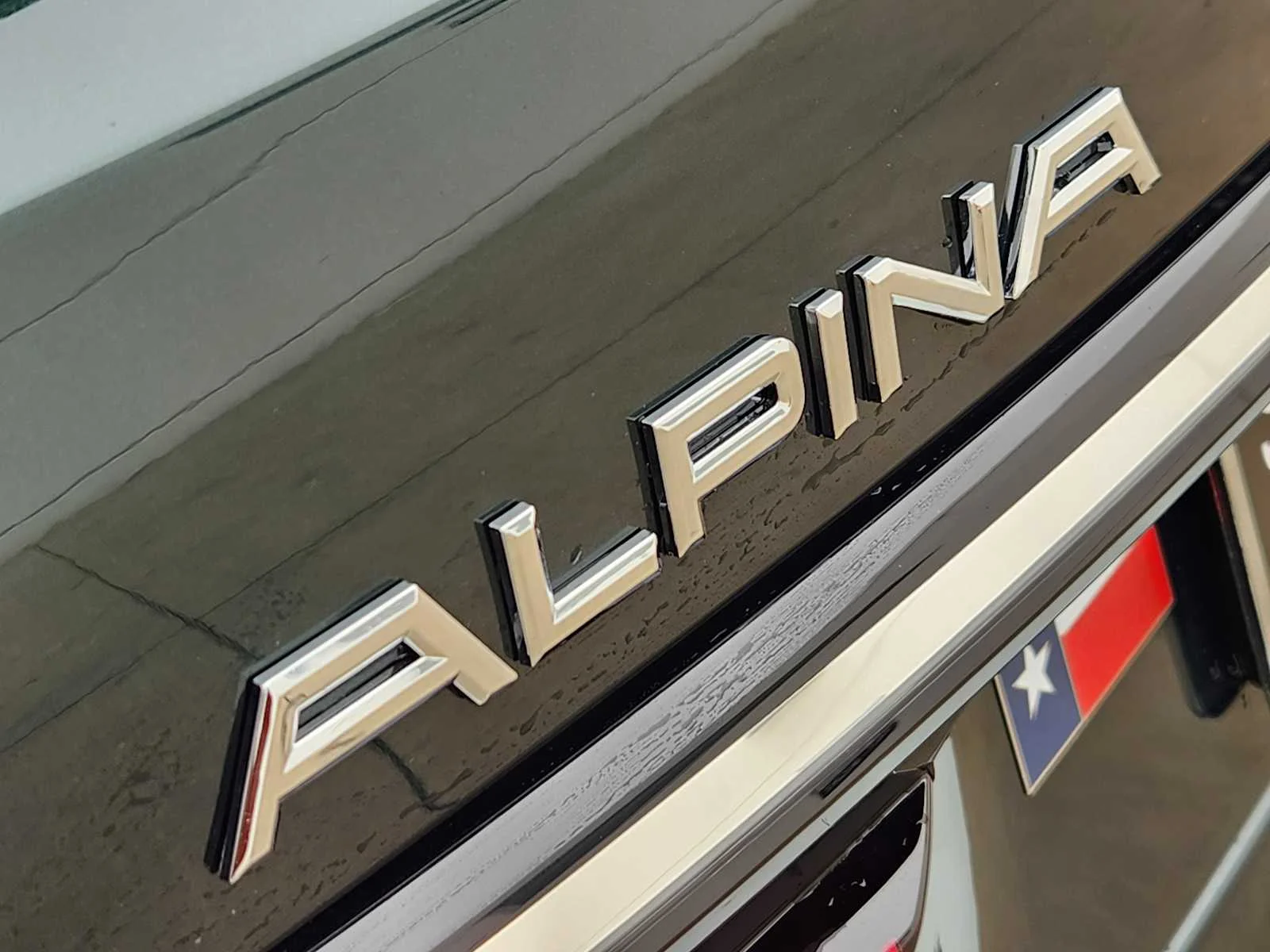 Used 2026 Oxford Green II Metallic BMW ALPINA XB7 image 8