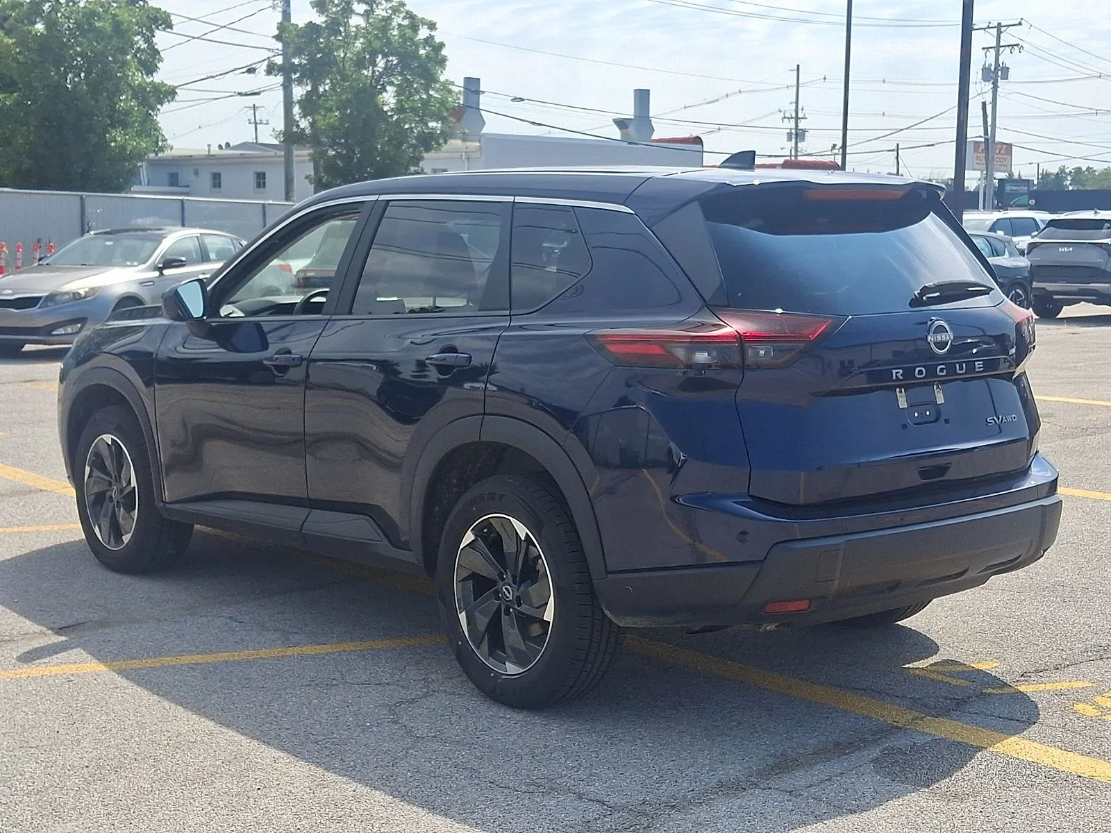 Used 2024 Blue Nissan SV image 4
