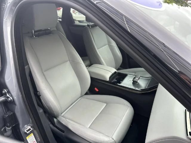 Used 2024 Gray Land Rover Dynamic SE image 28