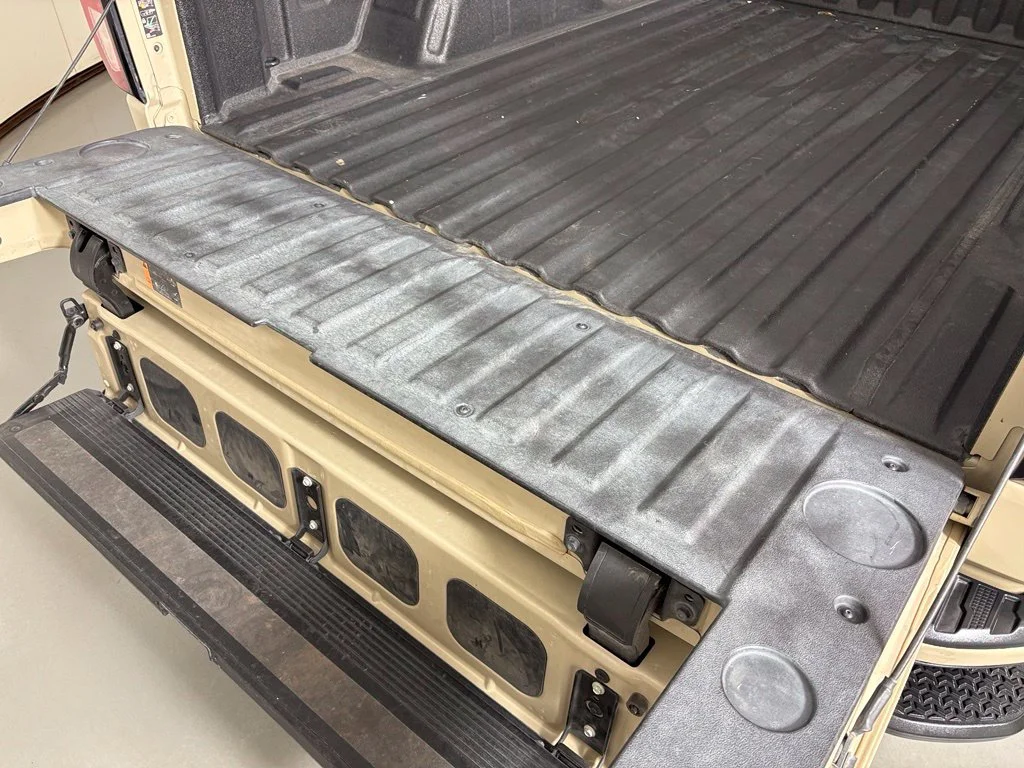 Used 2022 Beige GMC Elevation image 15