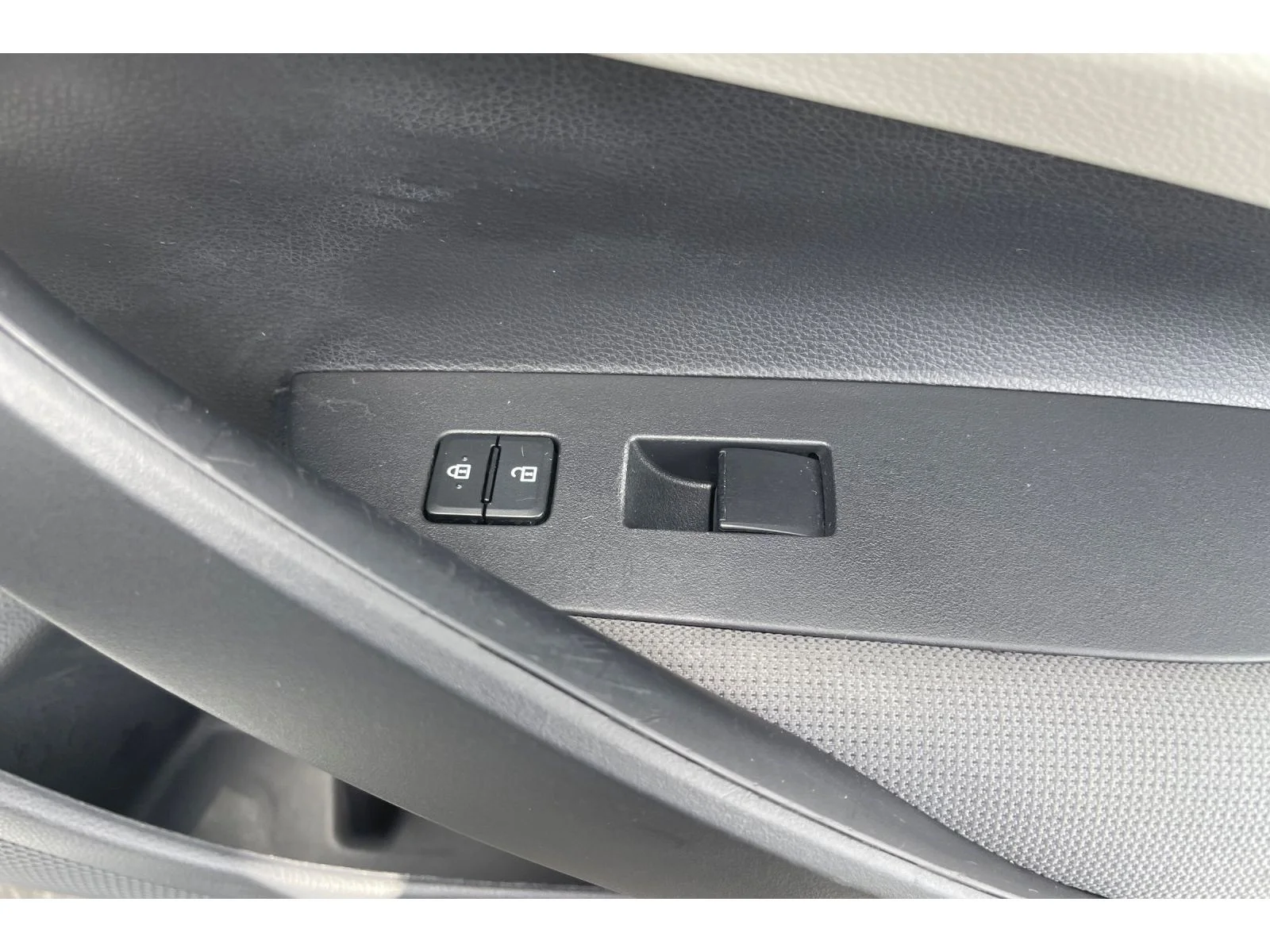 Used 2022 WHITE Toyota Hybrid LE image 21