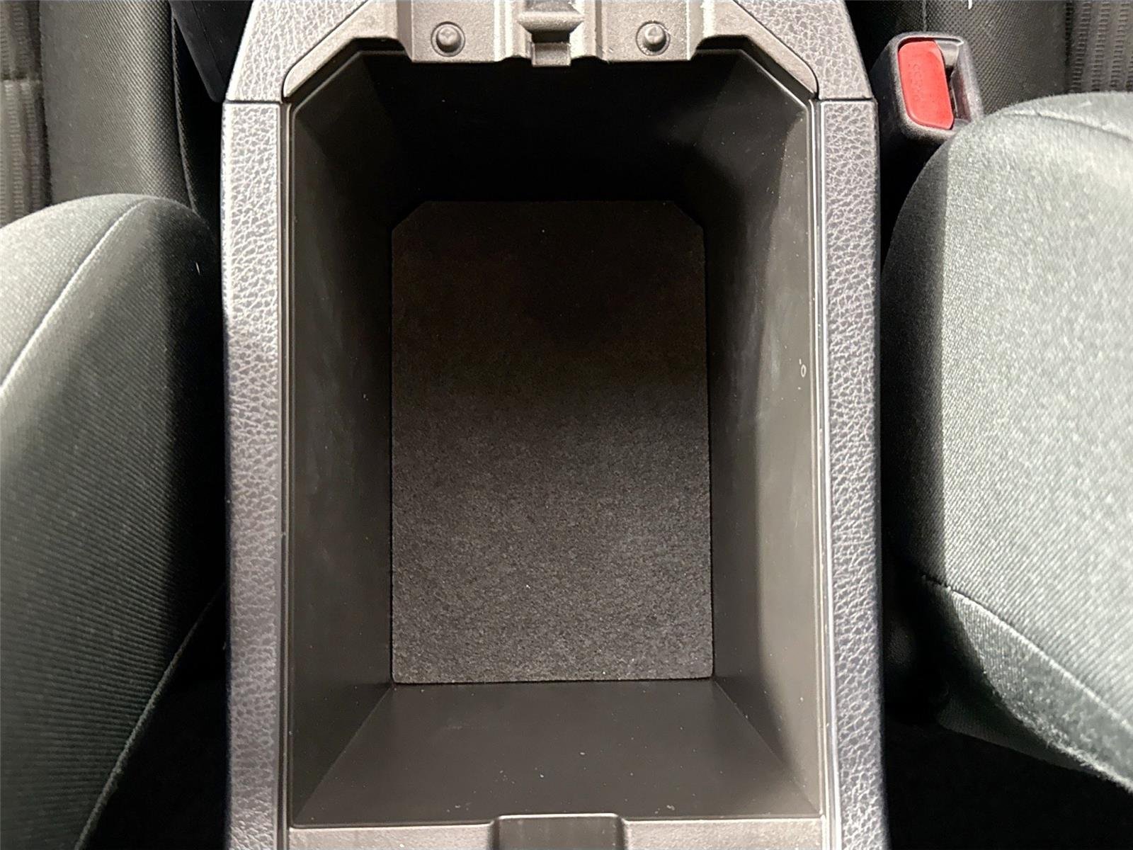 Used 2018 Super White Toyota LE image 30