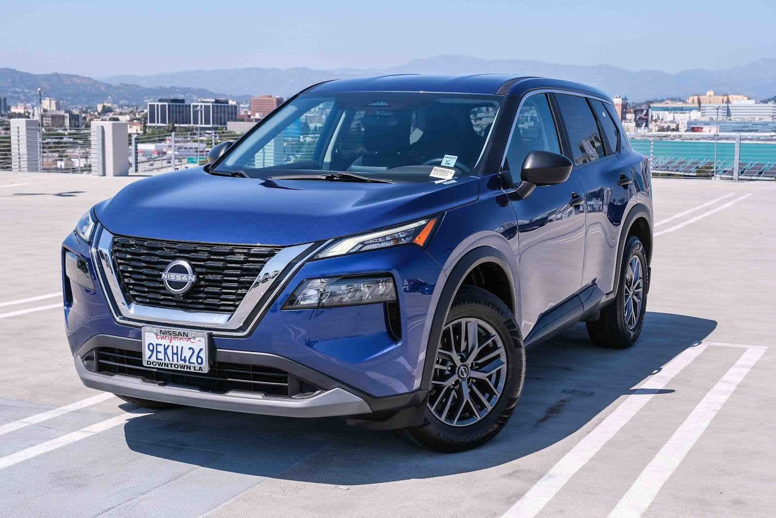 2023 Nissan Rogue S FWD's photo