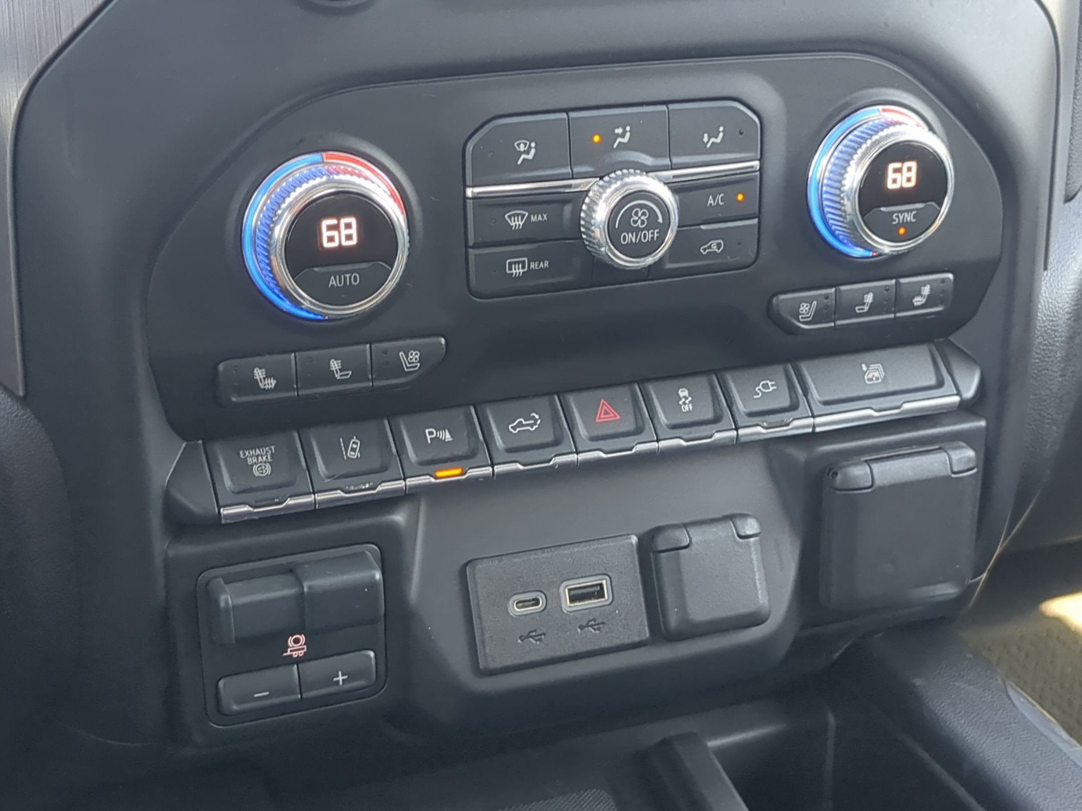 2020 GMC Sierra 3500 Denali HD Denali - Photo 24