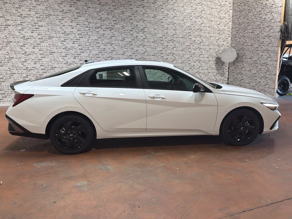 New 2026 Serenity White Hyundai SEL Sport image 8