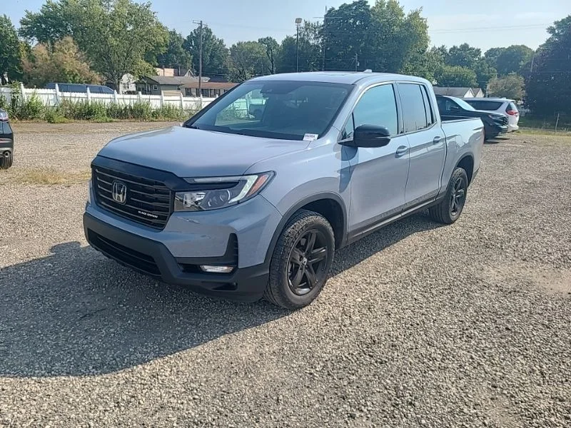 Used 2023  Honda Black Edition image 2