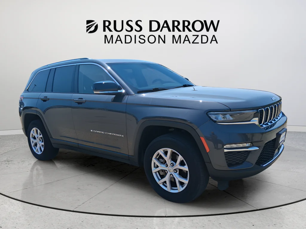 Used 2022 Gray Jeep Limited image 7