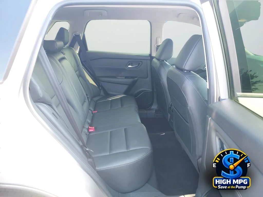 Used 2024 Gold Nissan SL image 24