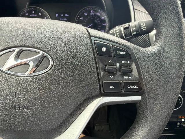 Used 2019 Red Hyundai Value image 19