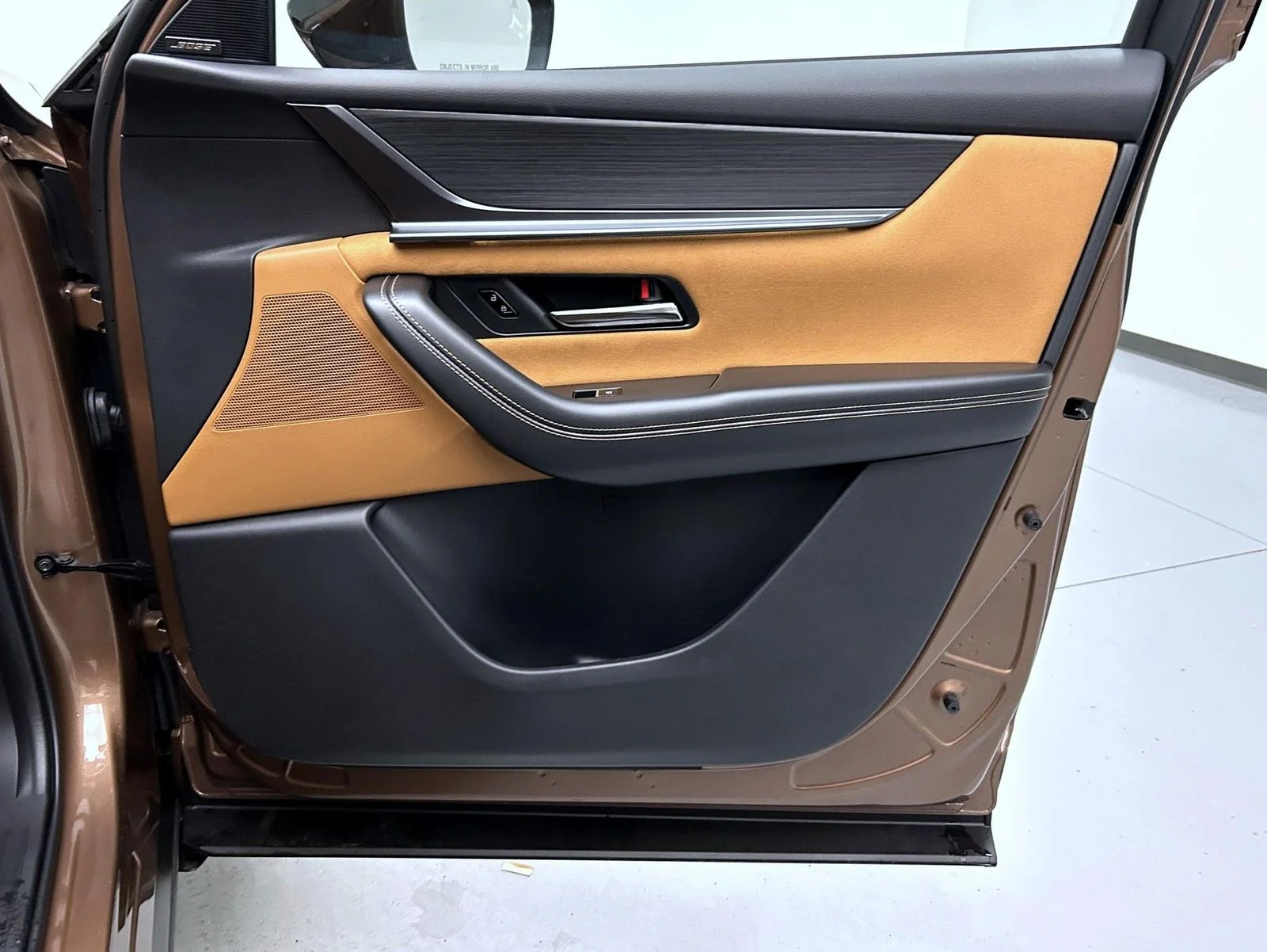 New 2026 Melting Copper Metallic Mazda 3.3 Turbo S Premium Plus AWD image 17