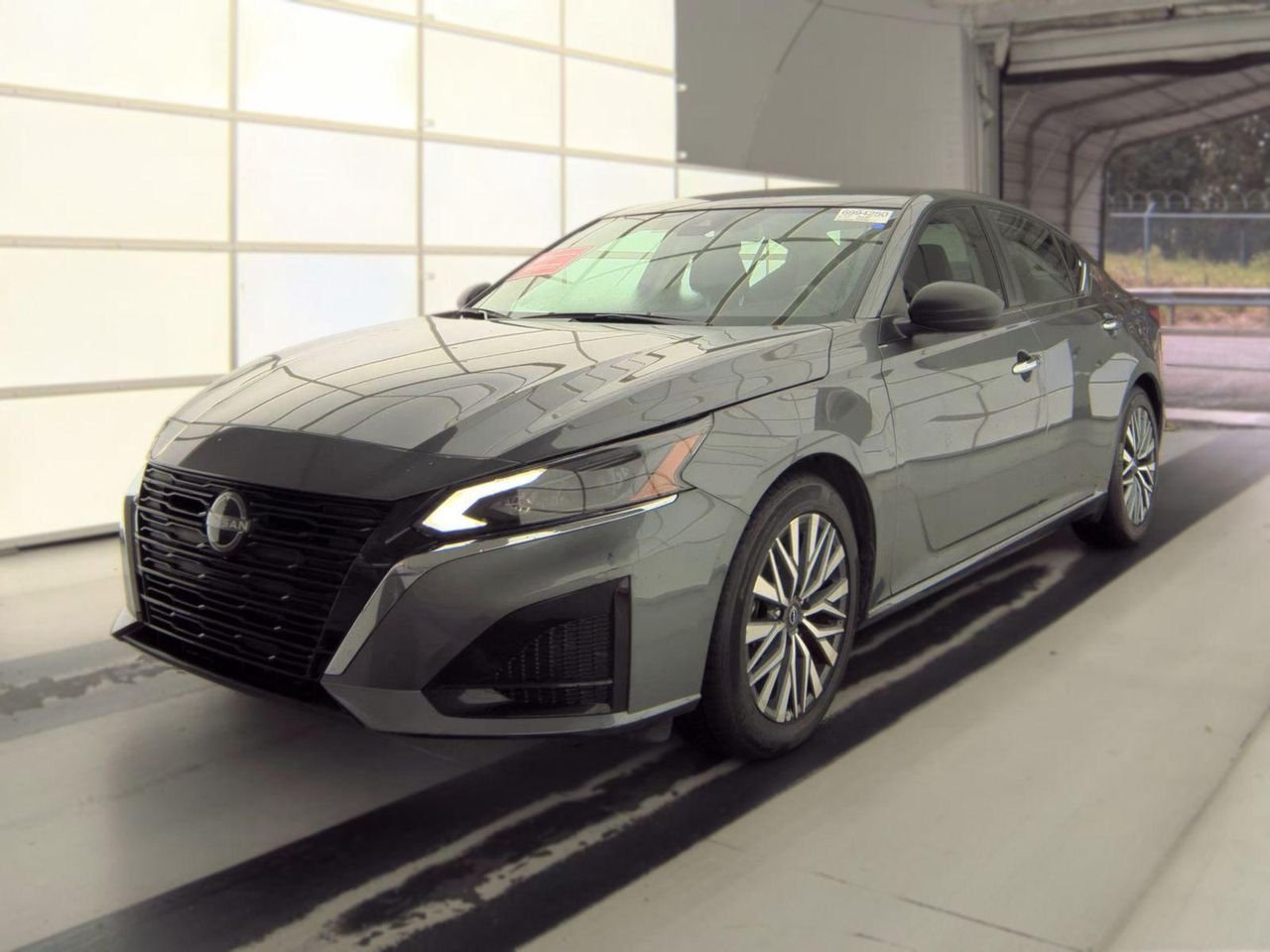 Used 2025 Gun Metallic Nissan SV FWD image 1