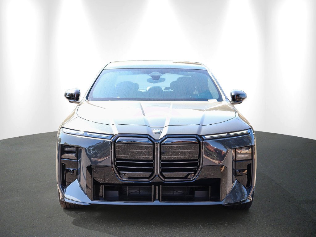 2027 BMW 7 Series photo 2