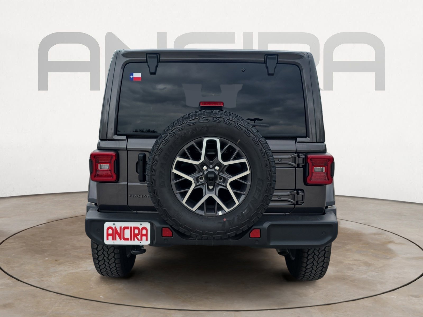 New 2026 Granite Crystal Metallic Clearcoat Jeep Sahara image 9