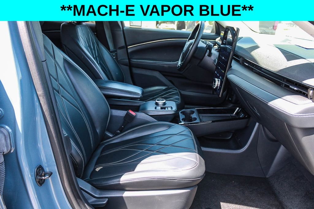 Used 2024 Blue Ford Select image 16