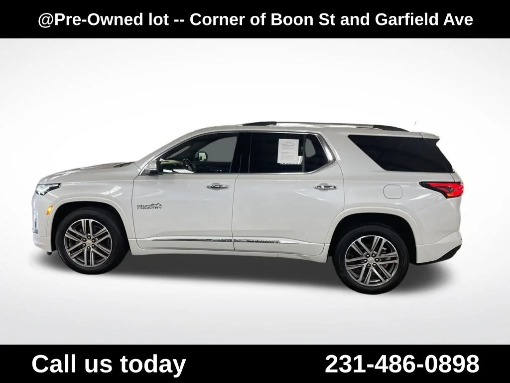 Used 2023 Beige Chevrolet High Country image 2