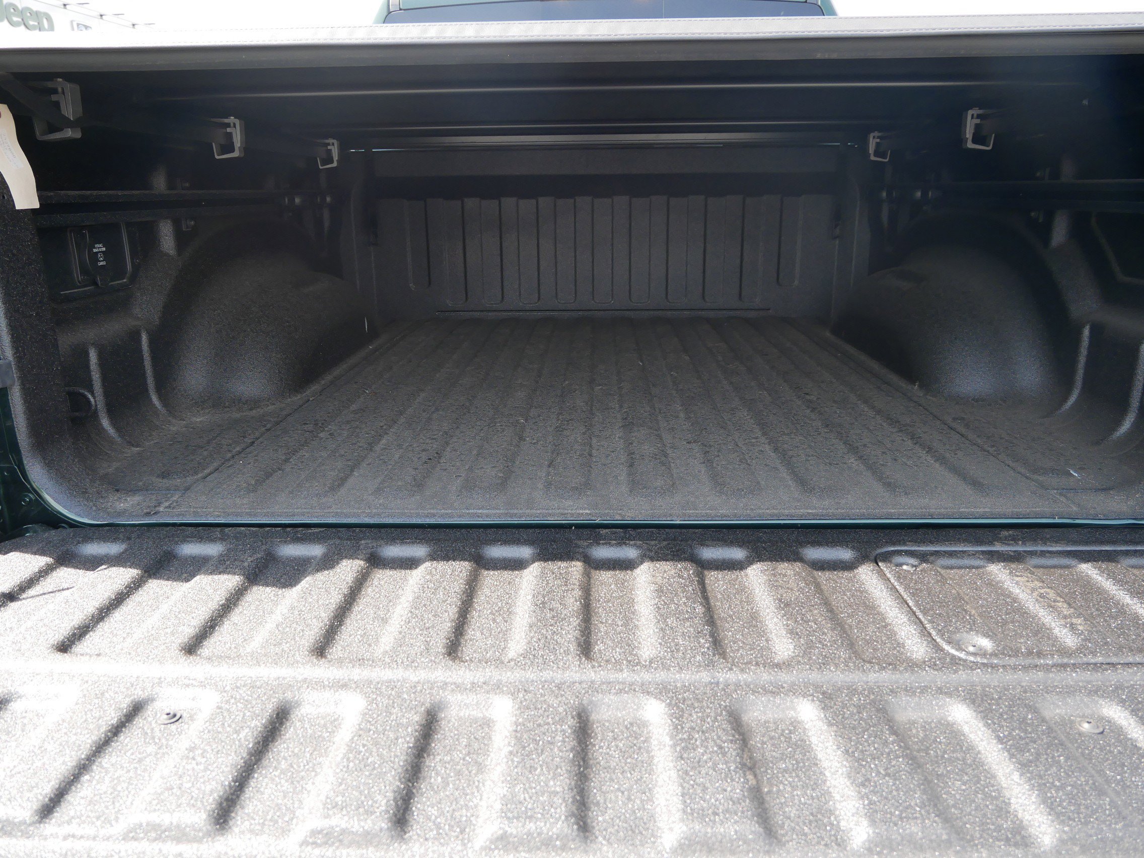 New 2026 Serrano-Green Metallic Exterior Paint RAM Laramie image 10
