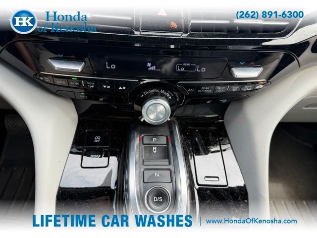 Used 2022  Acura Technology image 10