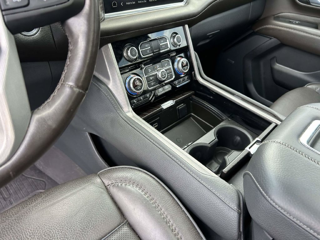 Used 2023 White GMC Denali image 20
