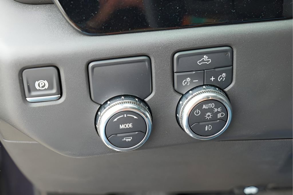 2025 GMC Sierra 1500 Elevation - Photo 18
