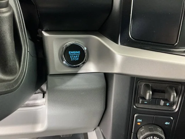 New 2027 Carbonized Gray Metallic Ford XLT image 24