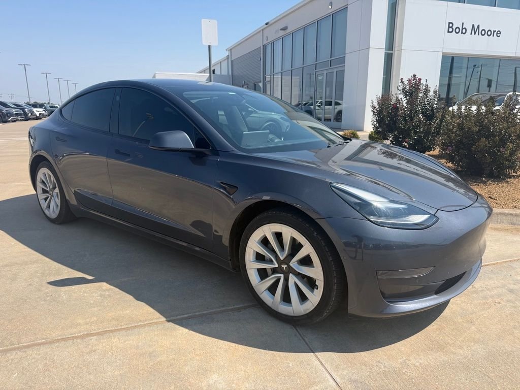 Used 2022 Midnight Silver Metallic Tesla Base image 1